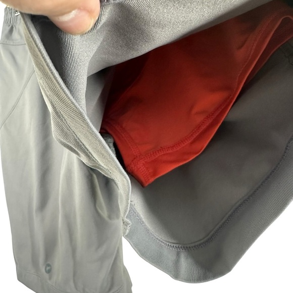 BIRDOGS Grey Lined Elastic Drawstring Waist Shorts with Pockets Medium - Picture 5 of 7